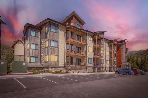 Brightwood Condos | Stylish 2BR Near Keystone Resort - Image 1